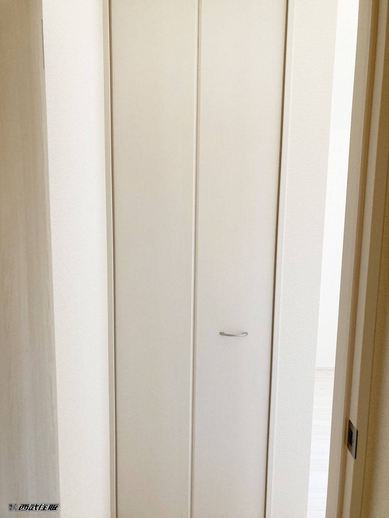 【2階・洋室】クローゼット同仕様写真