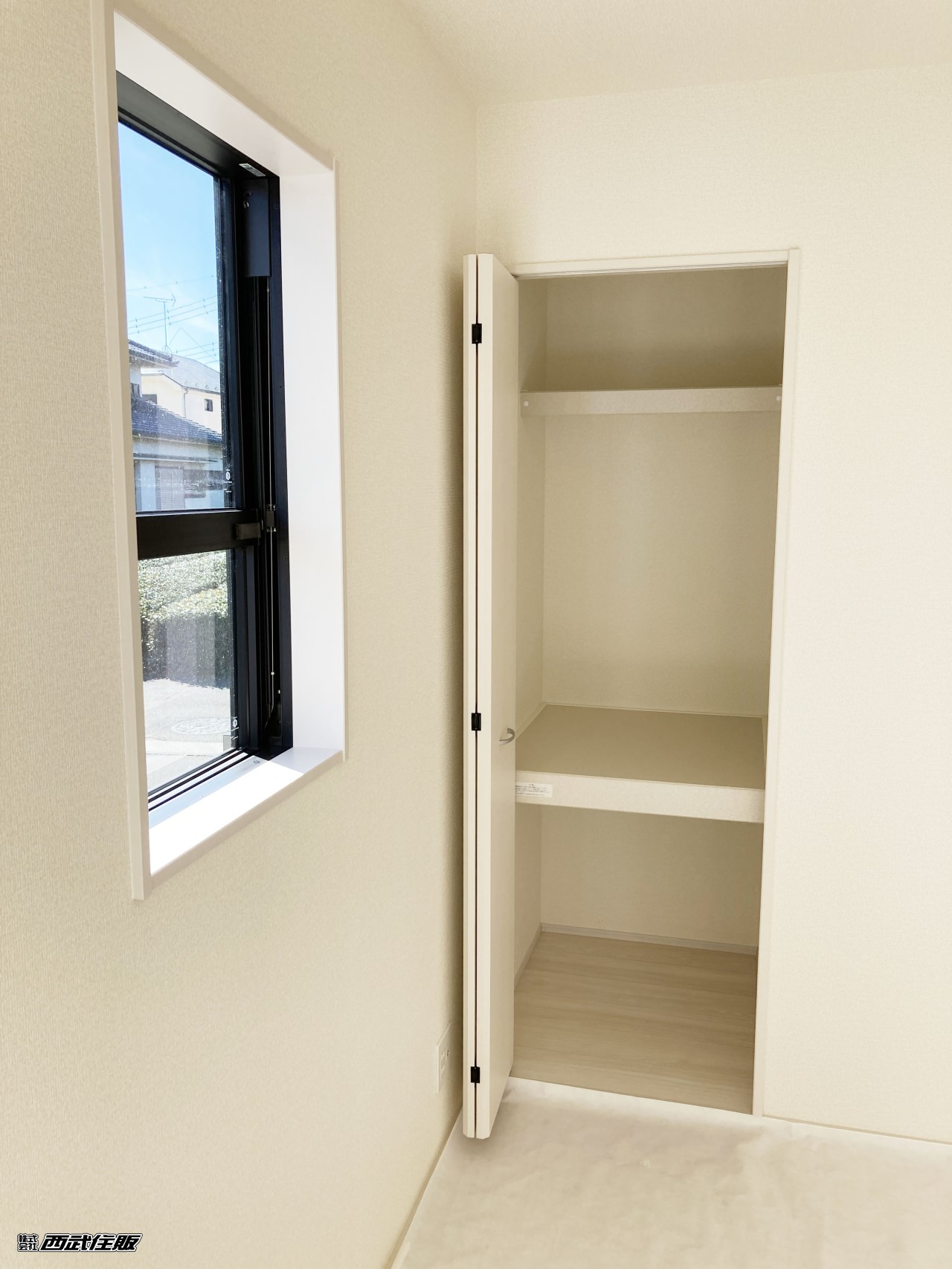 【2階・洋室】クローゼット 同仕様写真