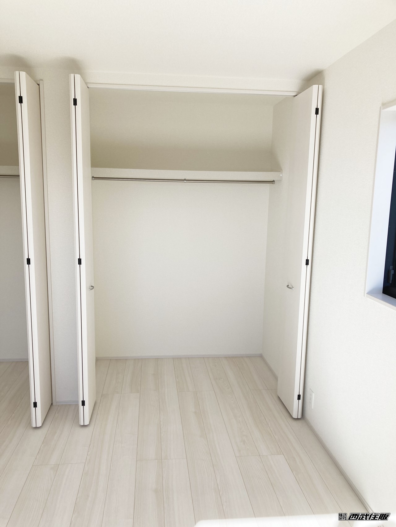 【2階・洋室】クローゼット 同仕様写真