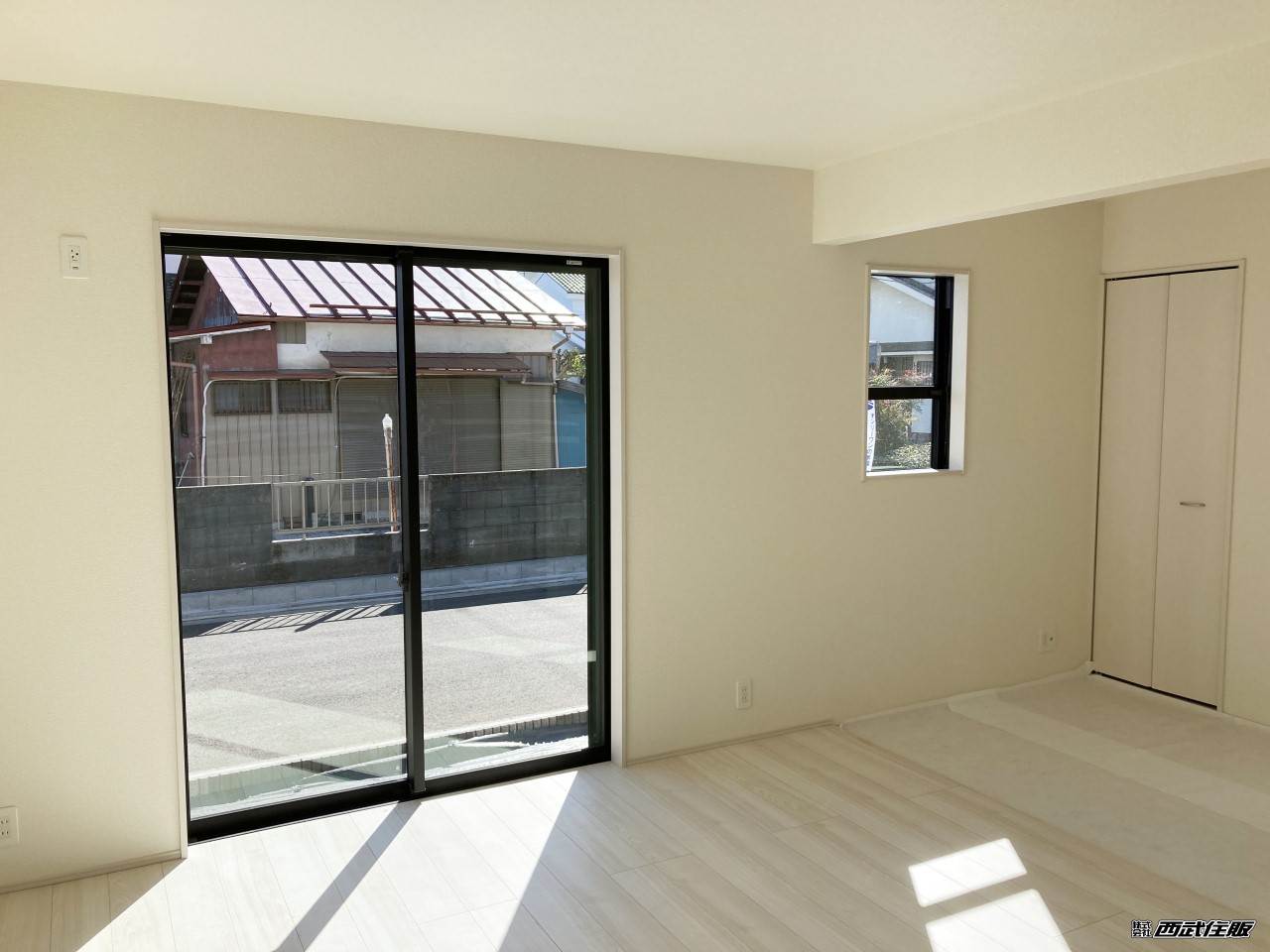 【リビング】キッチンから撮影してみました。同仕様写真