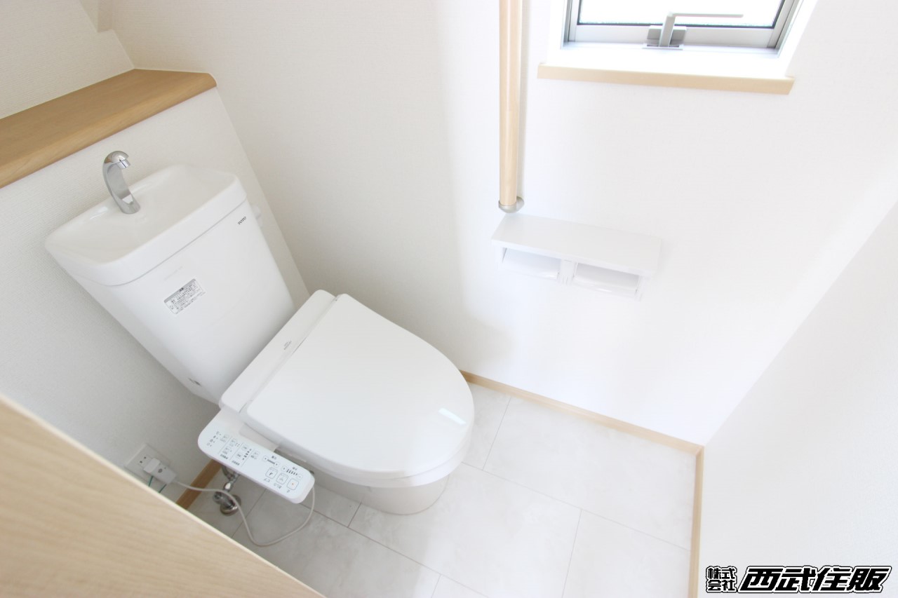【トイレ】節水型シャワートイレ。同仕様写真